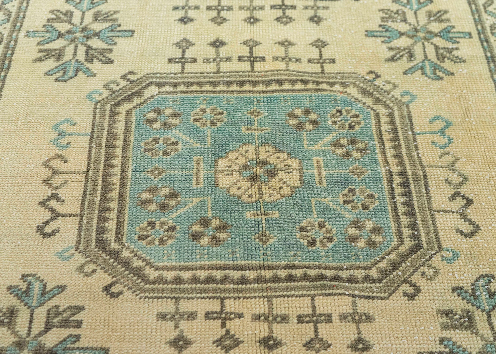Turkish Vintage Rug  4'9" x 11' #21398