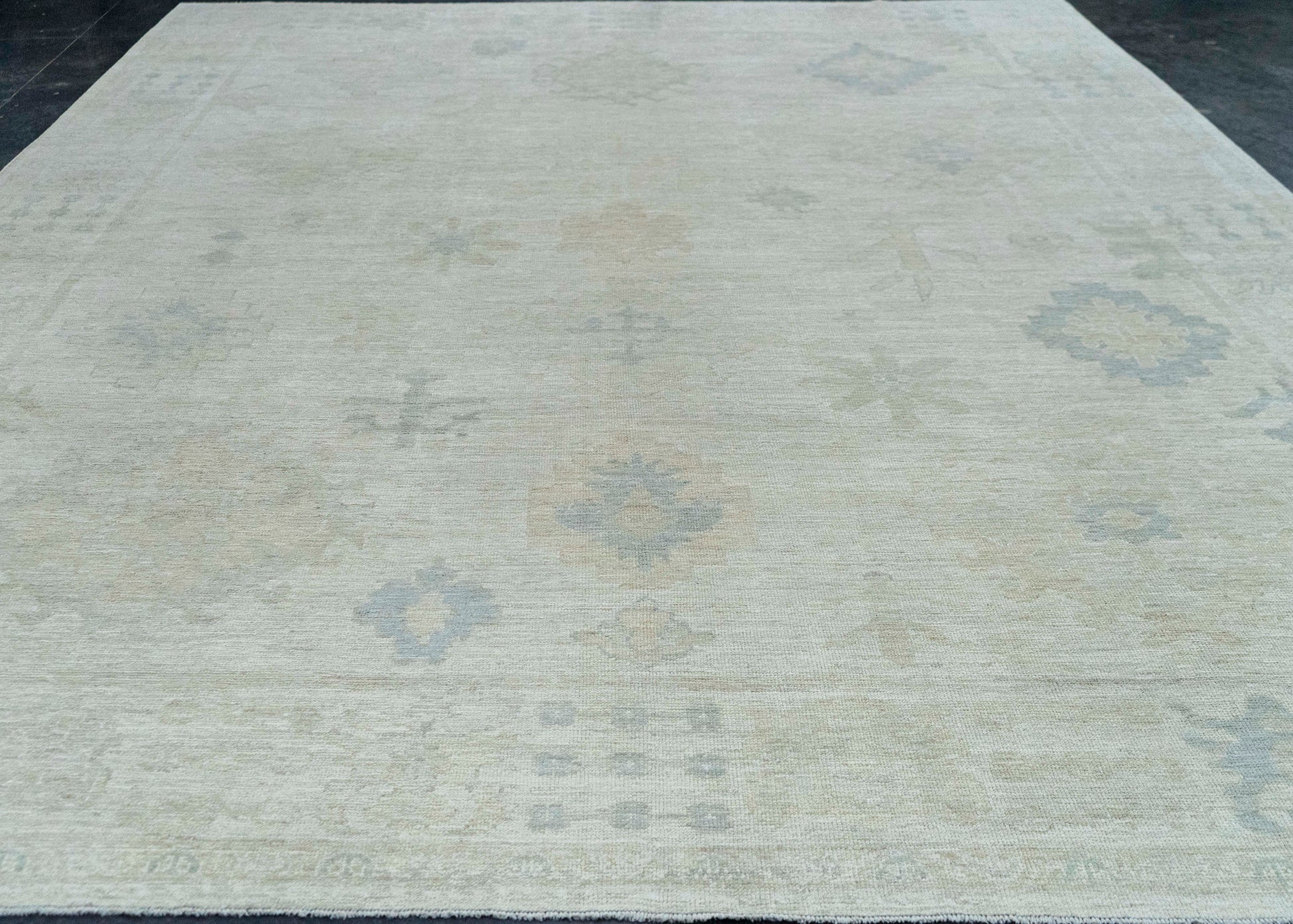 Turkish Oushak Rug 11'8" x 15' #20368
