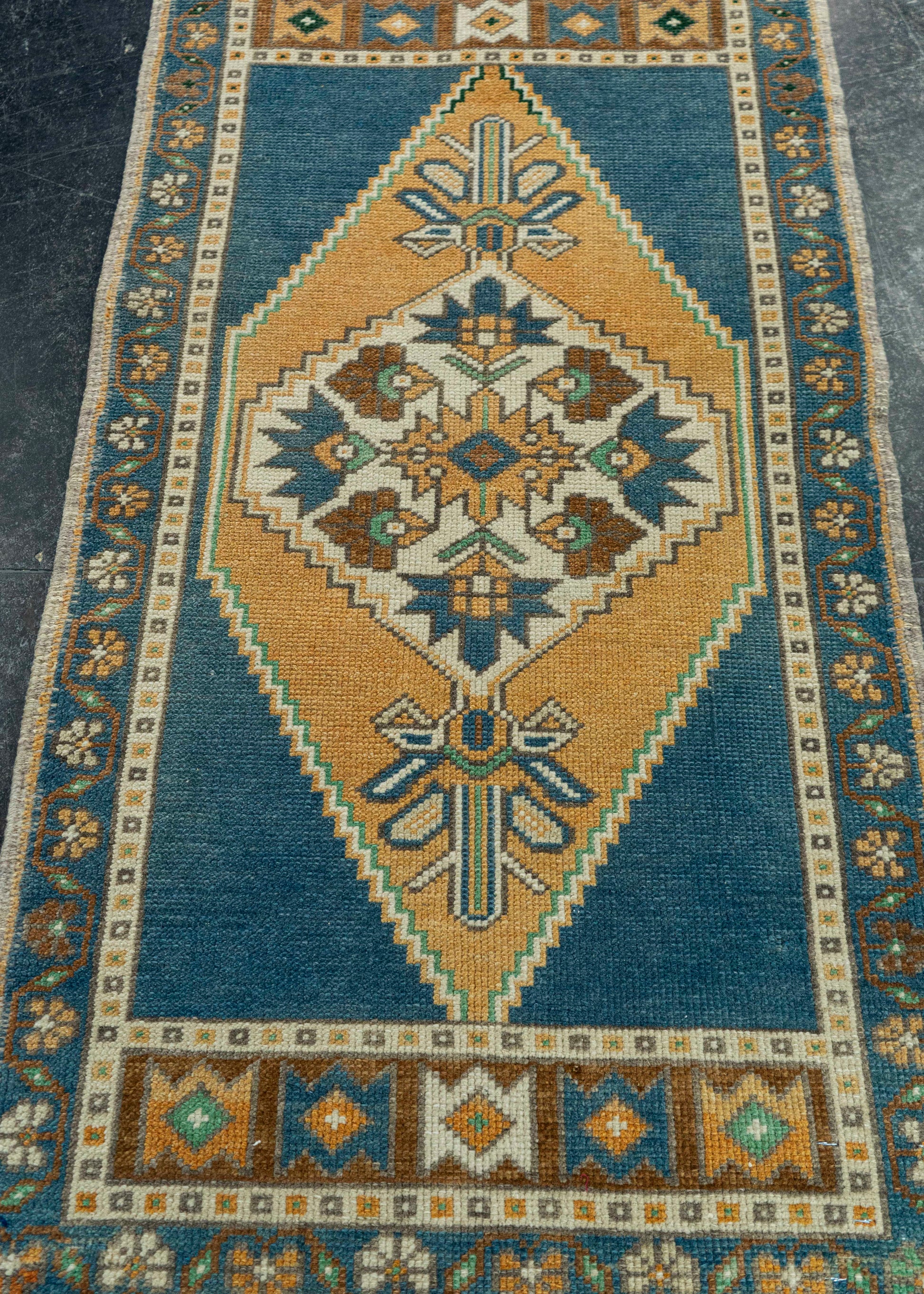 Turkish Mini Rug Oriental Hand Knotted Vintage Rug 1'10" x 3'4" #20739