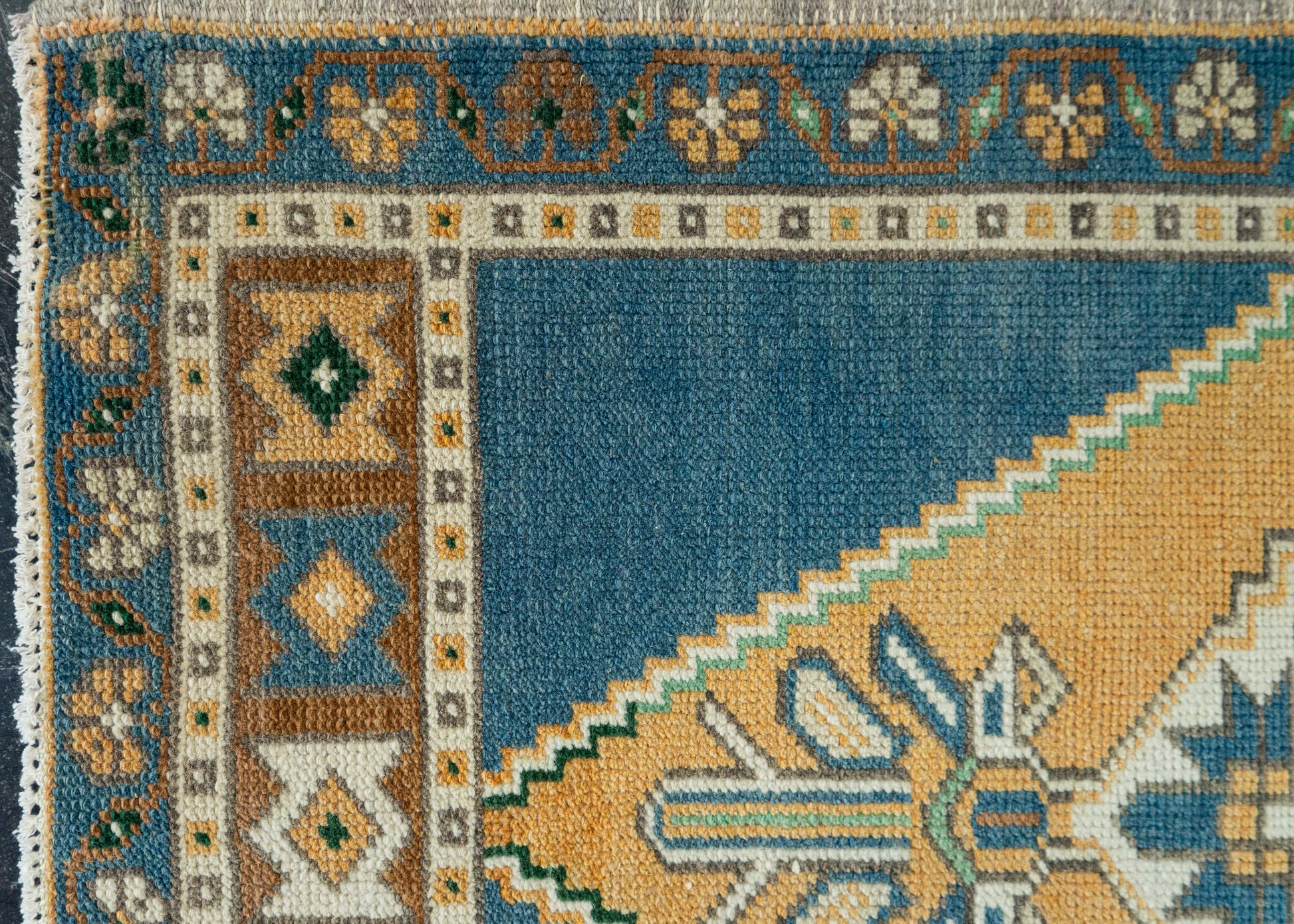 Turkish Mini Rug Oriental Hand Knotted Vintage Rug 1'10" x 3'4" #20739