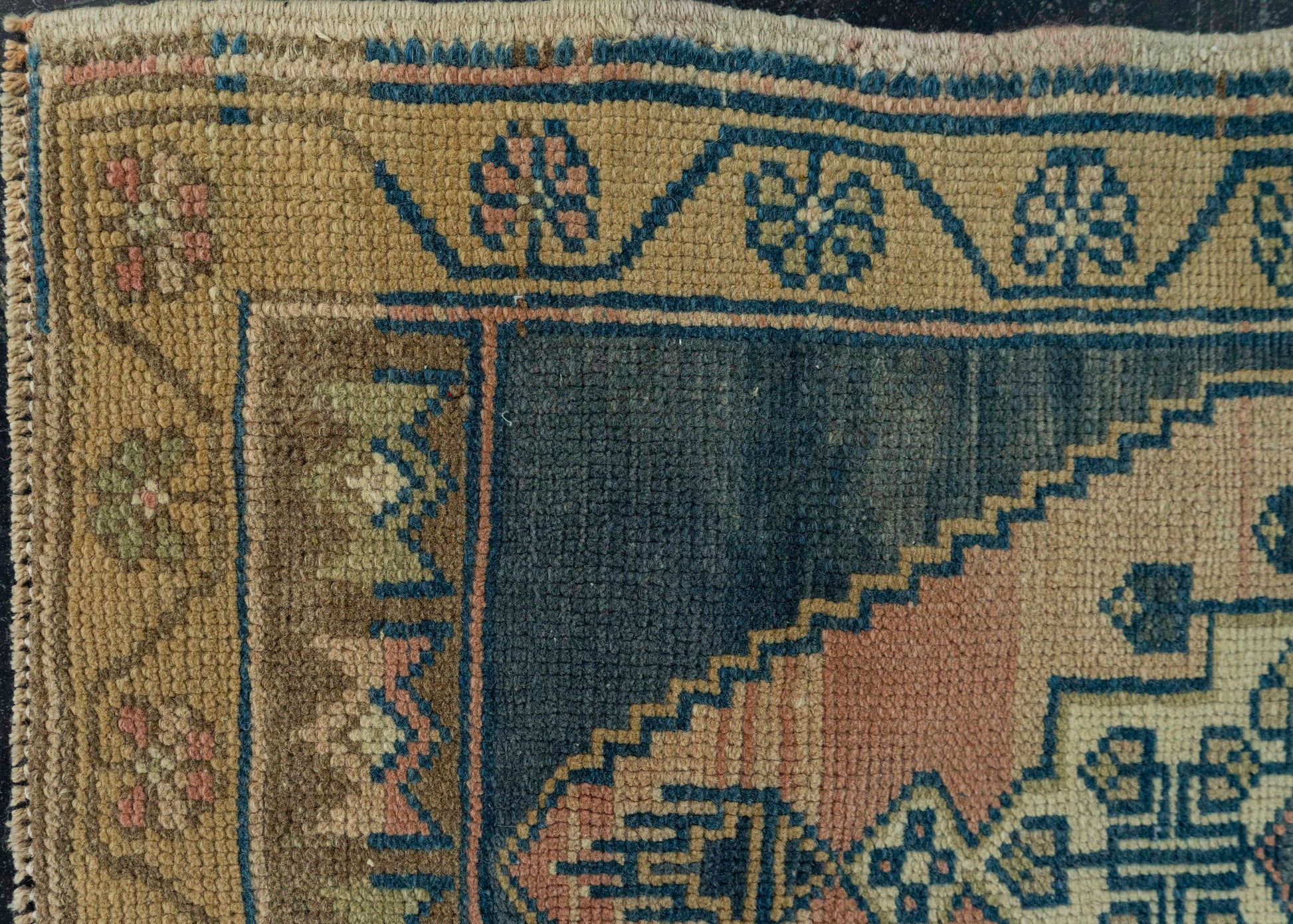 Turkish Mini Rug Oriental Hand Knotted Vintage Rug 1'10" x 3'3" #20716