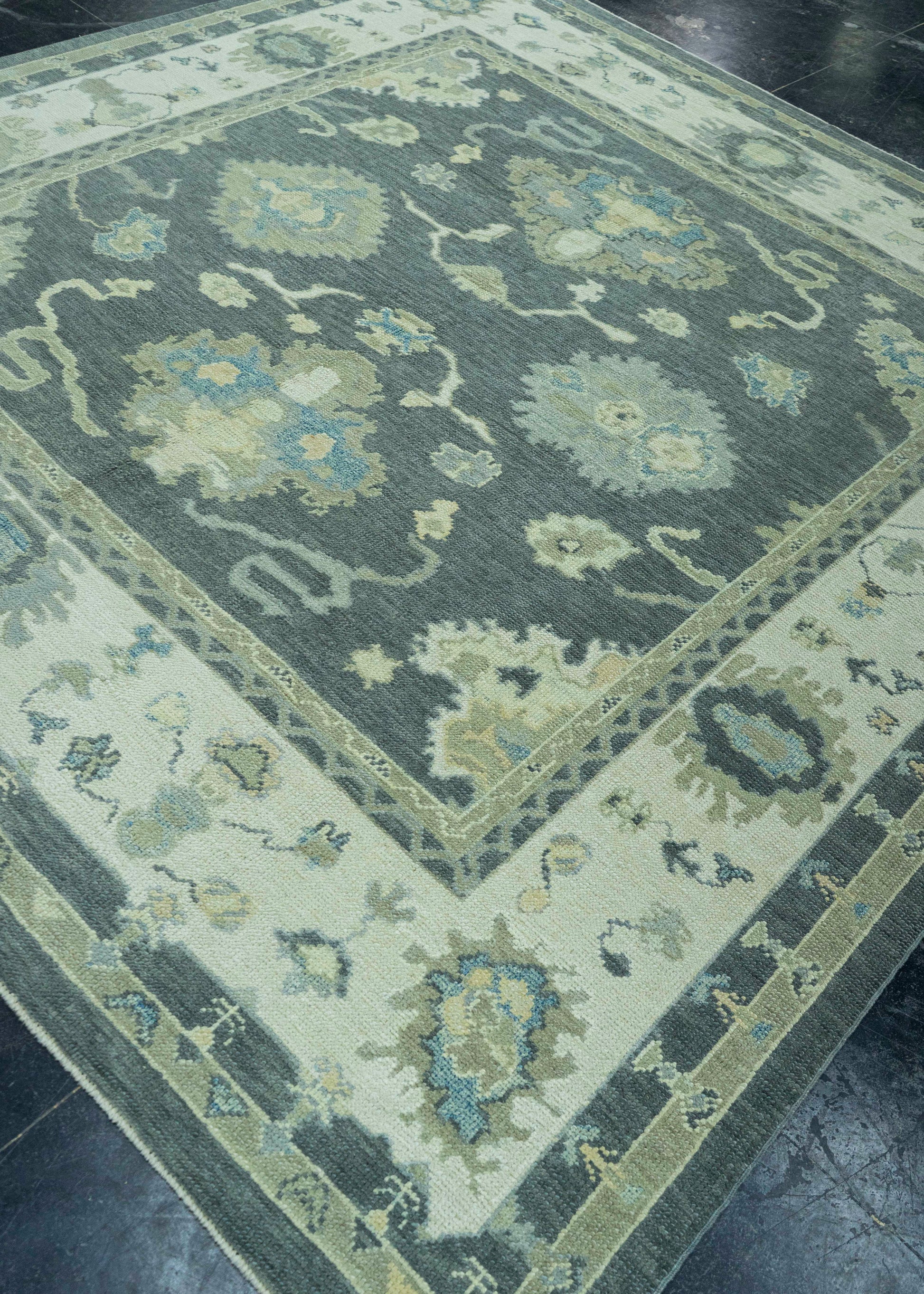 Turkish Oushak Rug 8'3" x 8'5" #19059