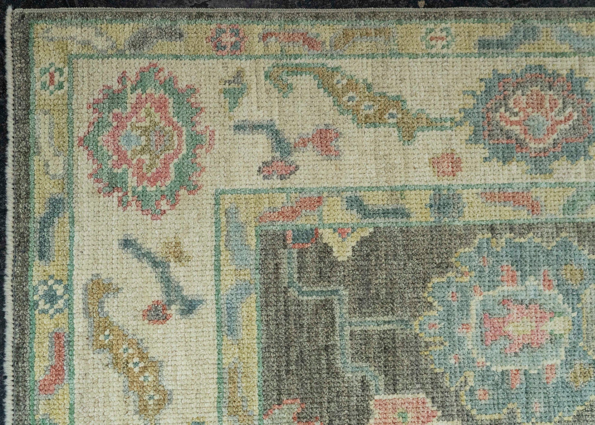 Turkish Oushak Rug  4' x 6'5" #20318