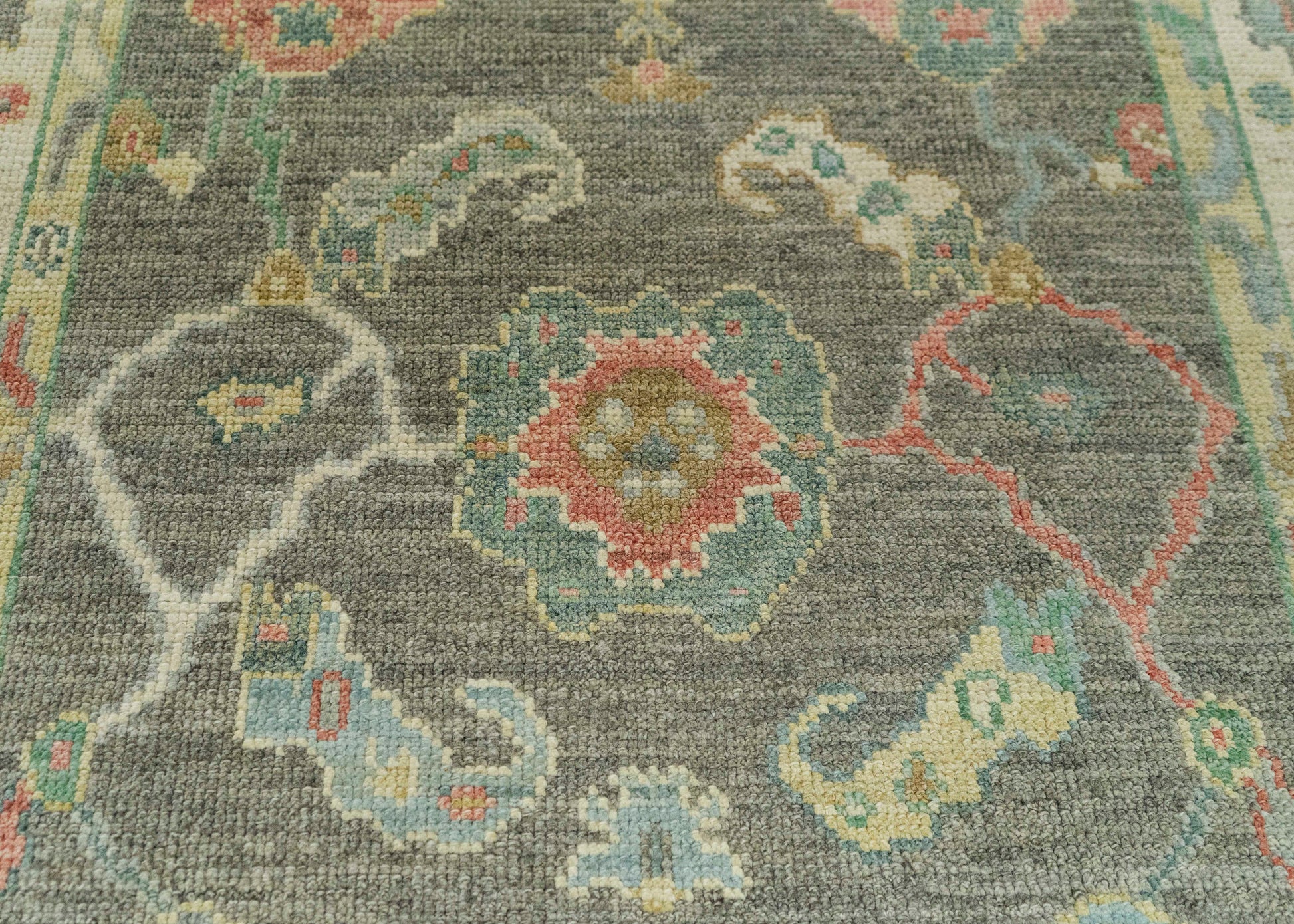 Turkish Oushak Rug  4' x 6'4" #20353