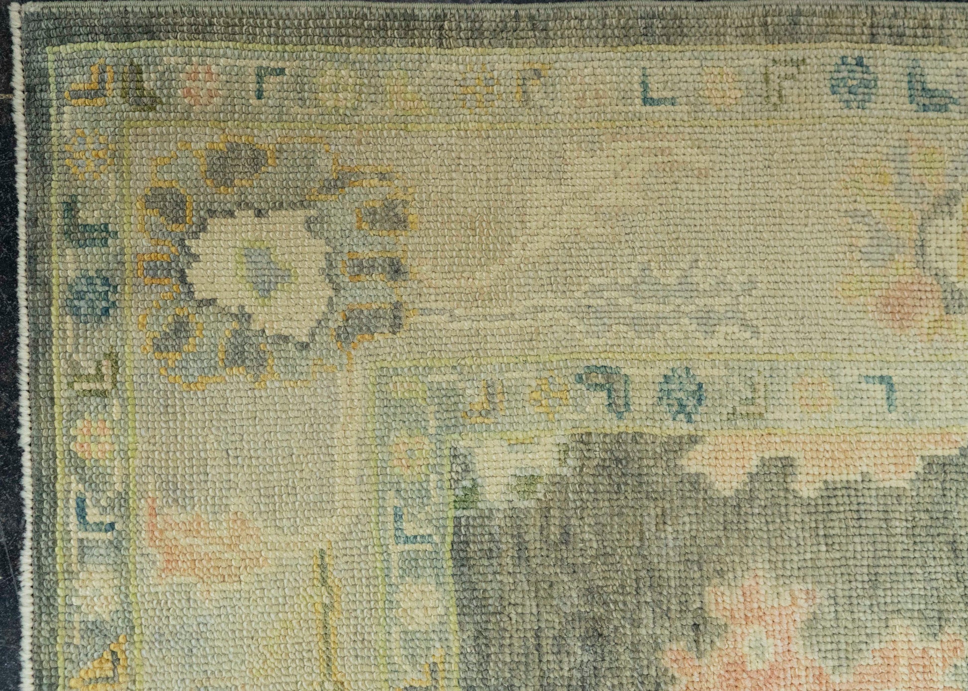 Turkish Oushak Rug  5'2" x 6'7" #20371