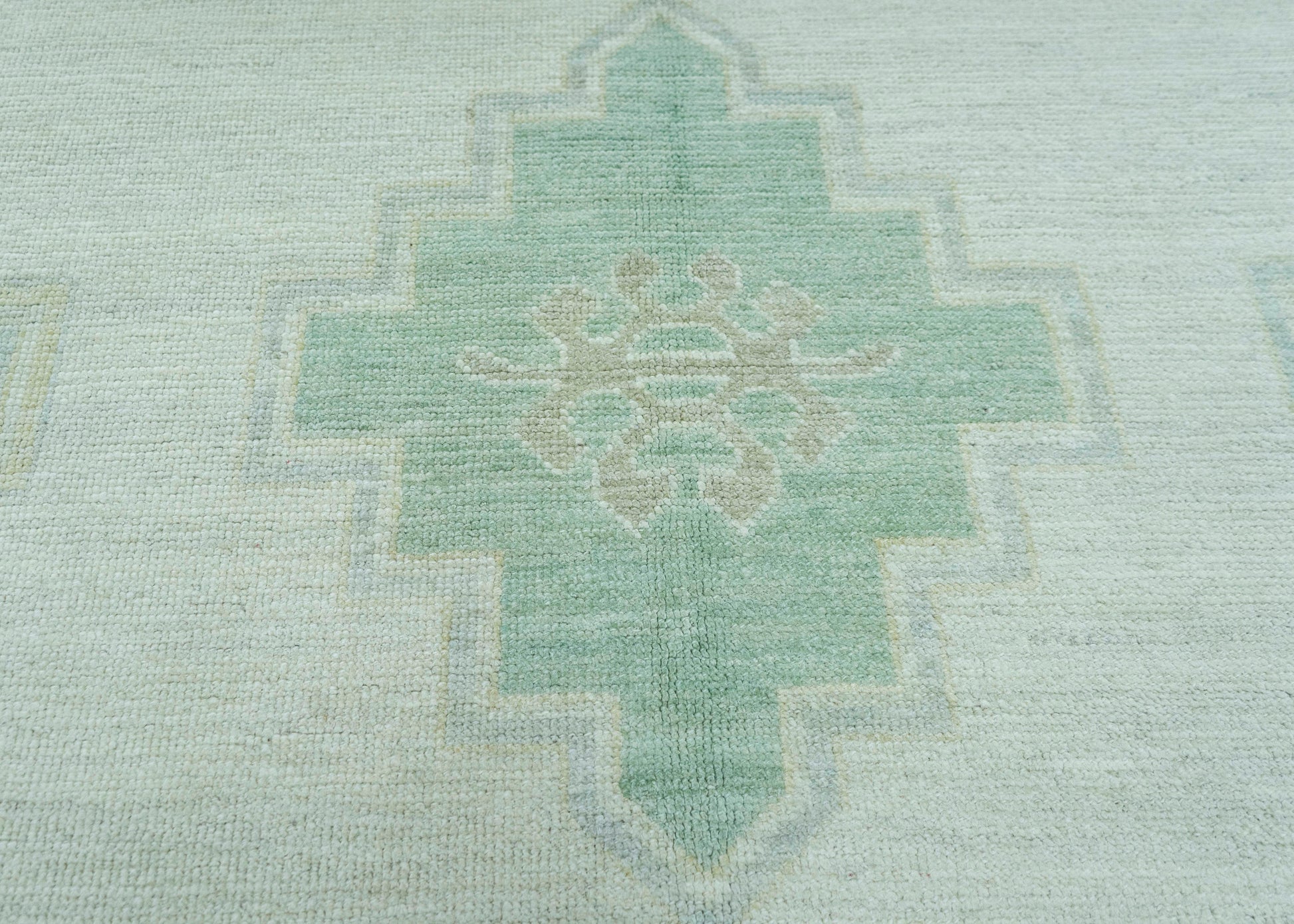 Turkish Oushak Rug 8'10" x 12'5" #19257
