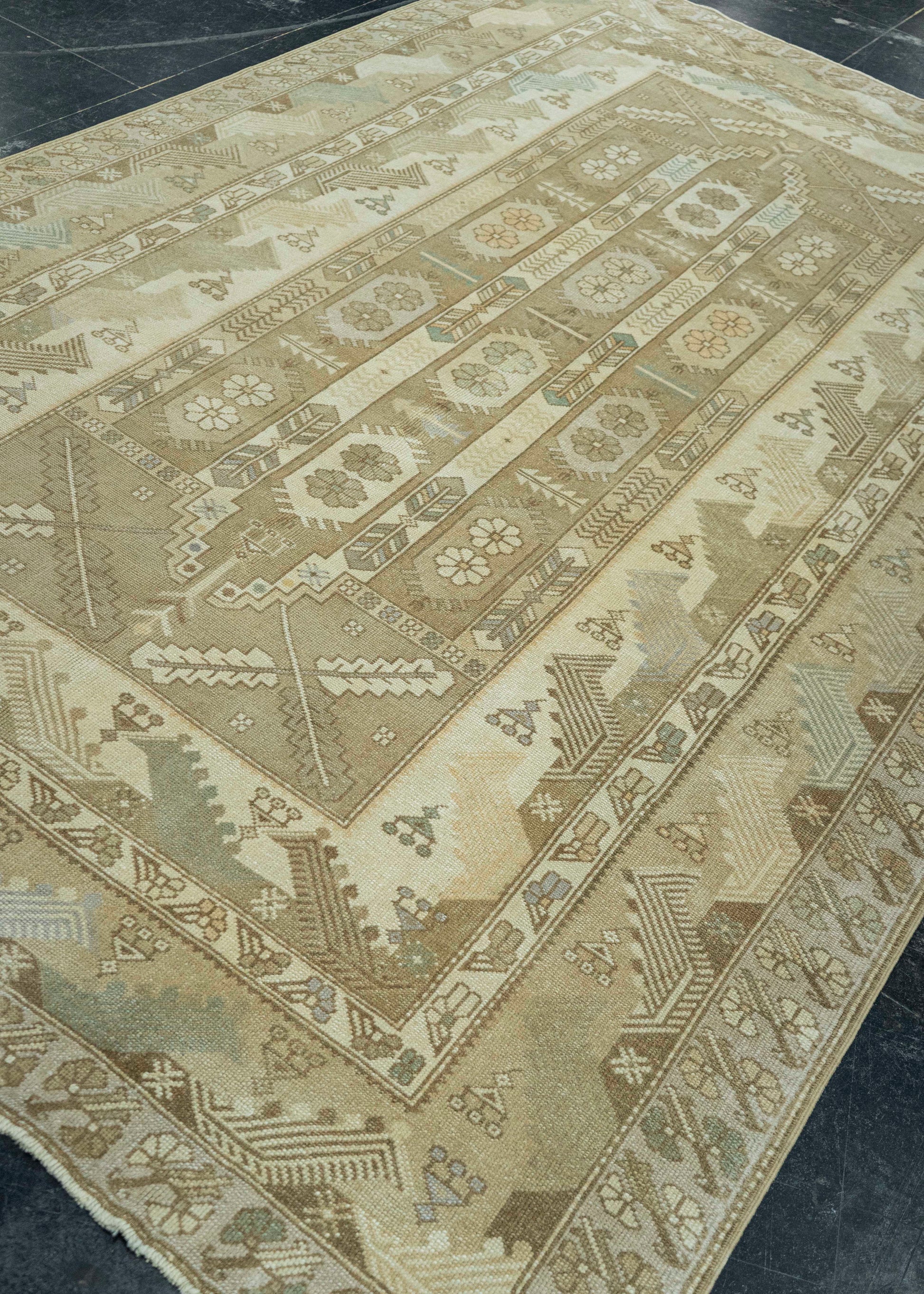 Turkish Vintage Rug 6'6" x 10'2" #20577