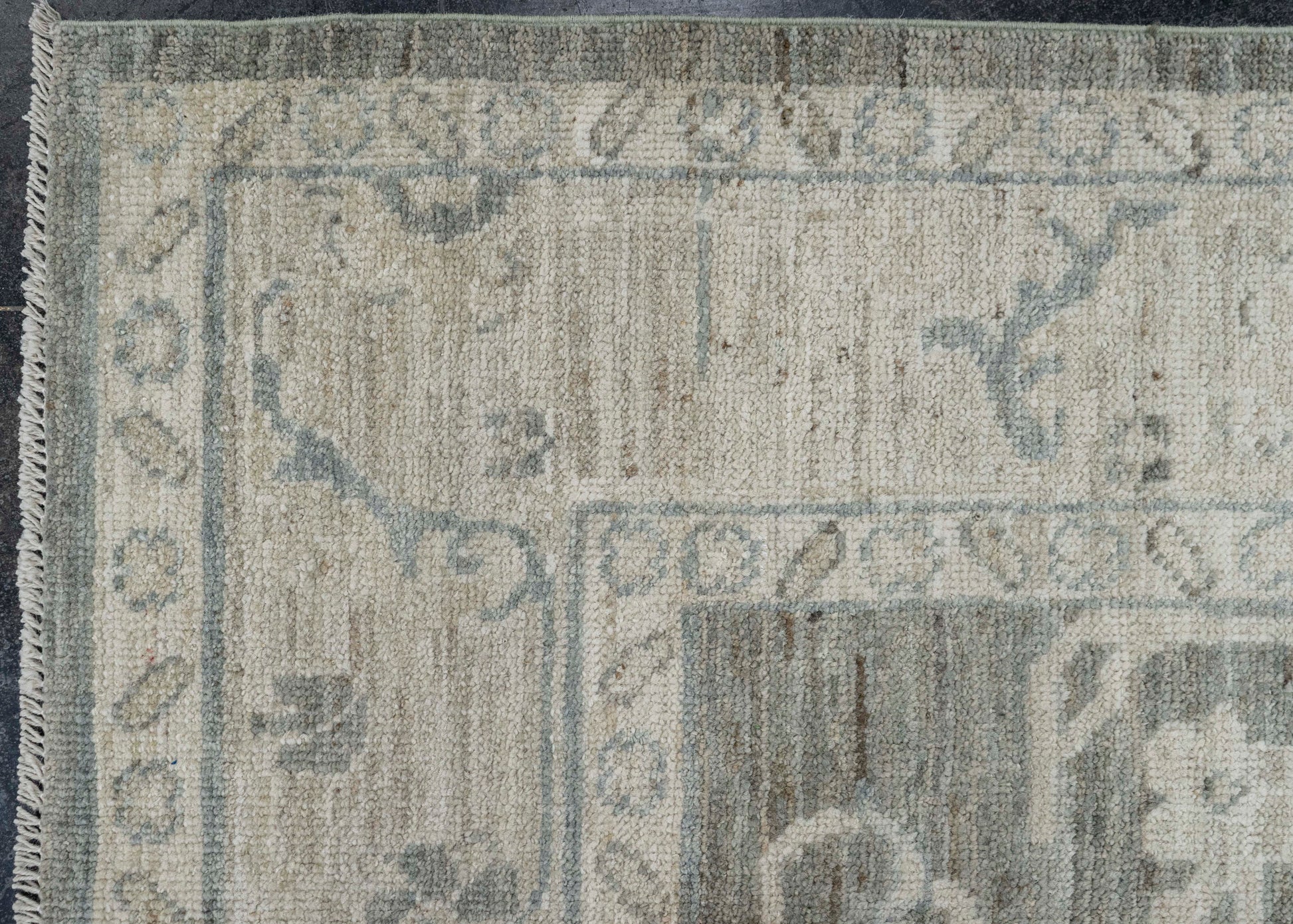 Oushak Rug 6'1" x 8'7" #23541