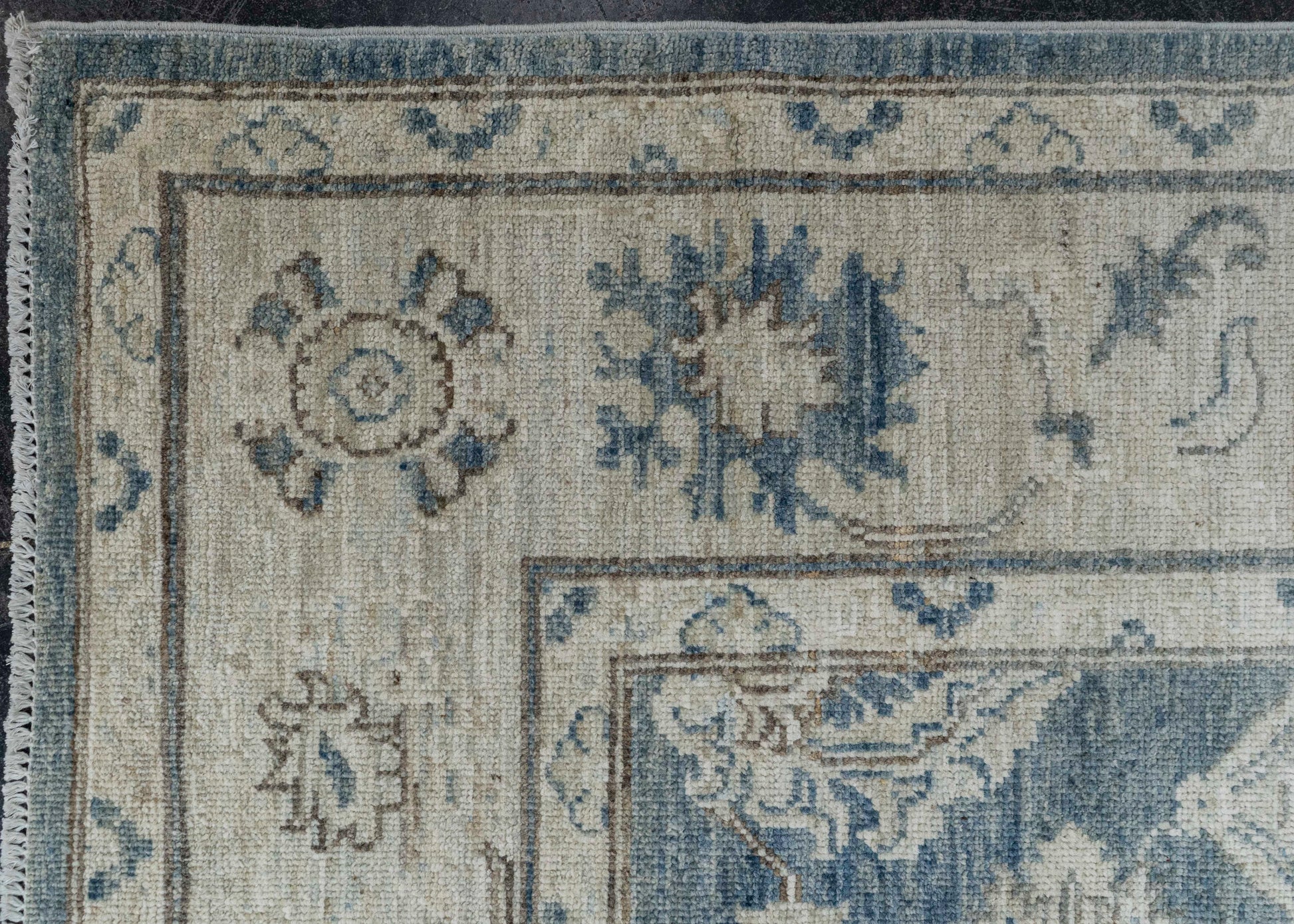 Oushak Square Rug 6'10" x 6'11" #23545