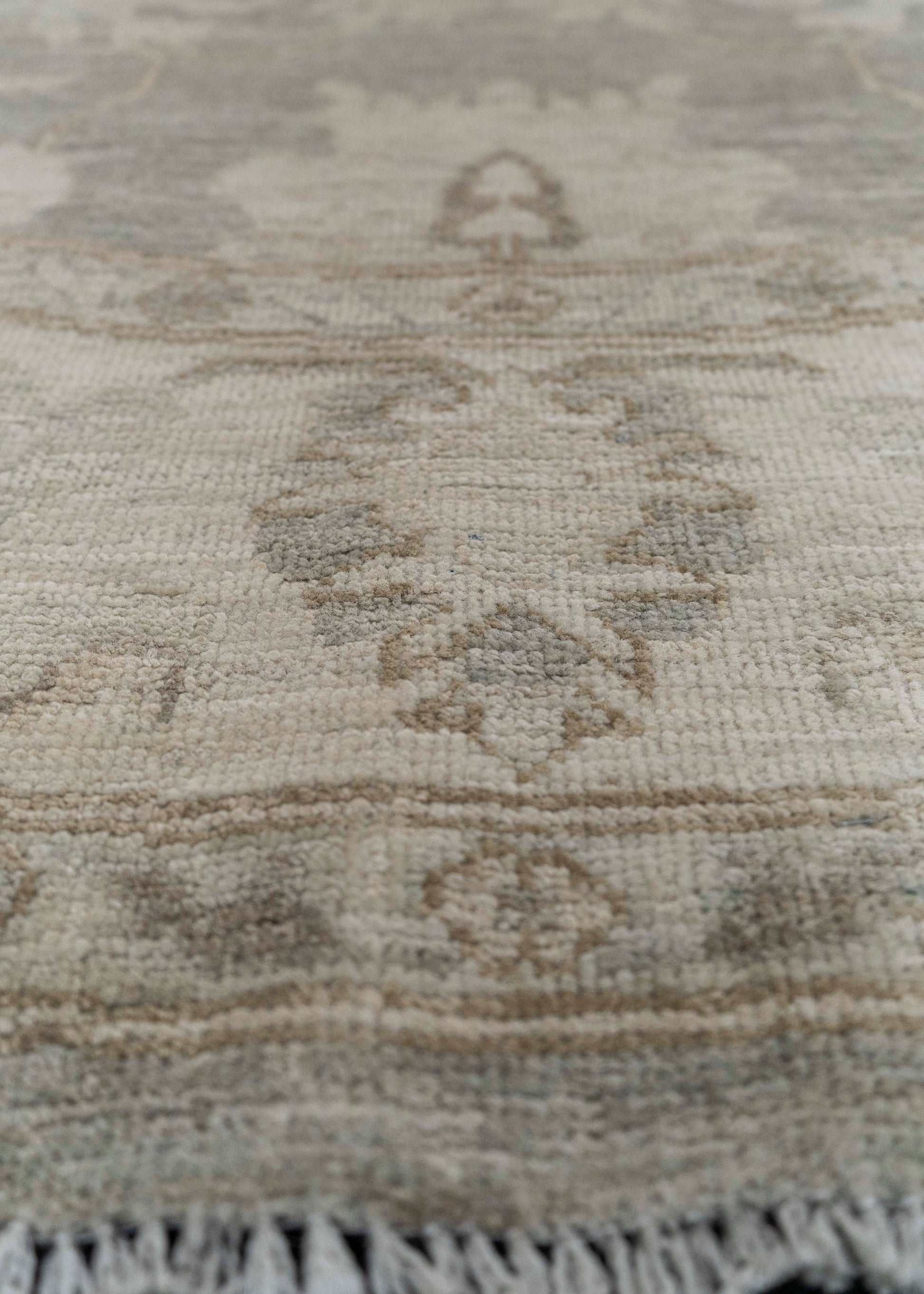 Oushak Round Rug 6'2" x 6'1" #23550