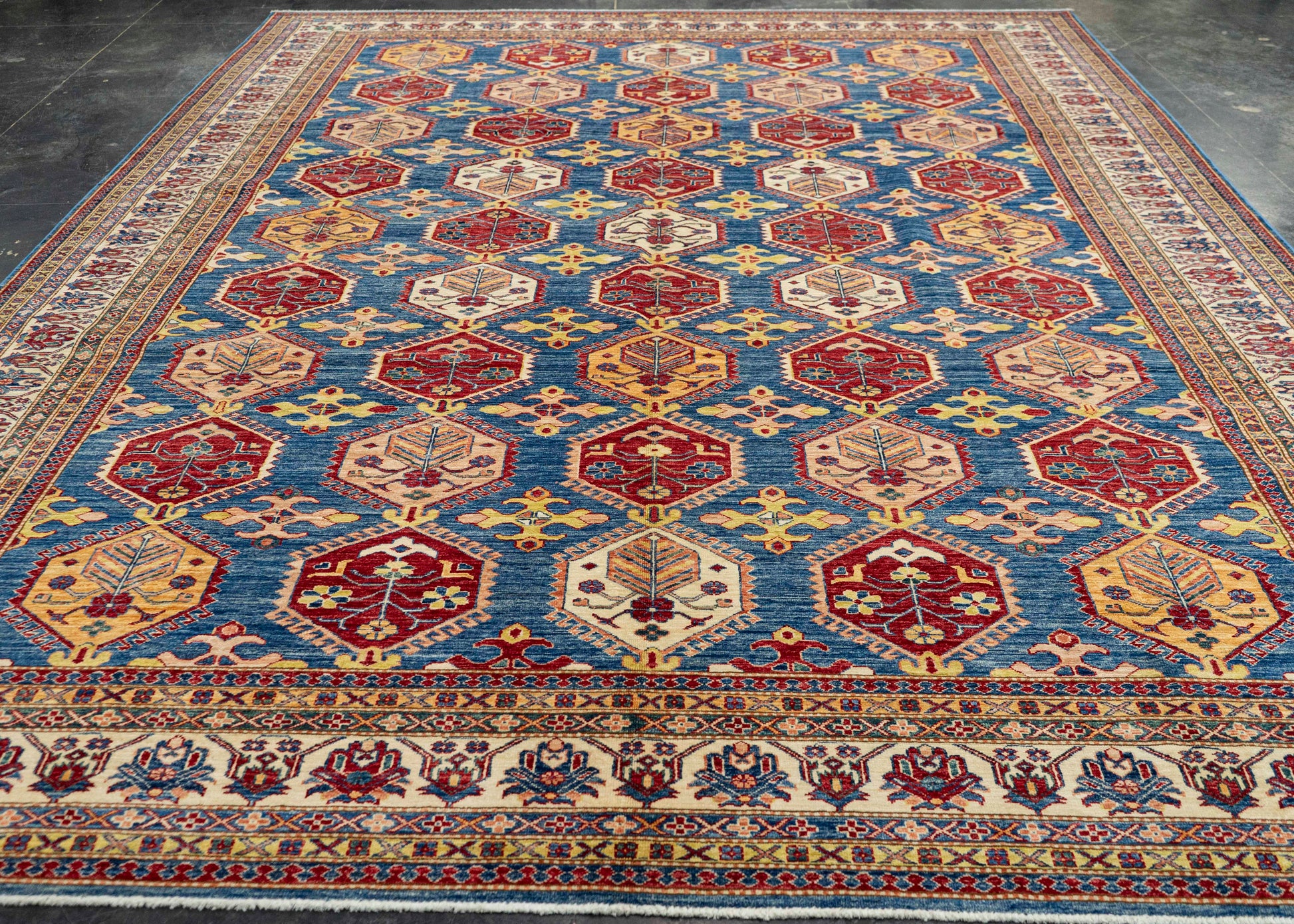 Oriental Handmade Rug  10'1" x 13'10" #22880