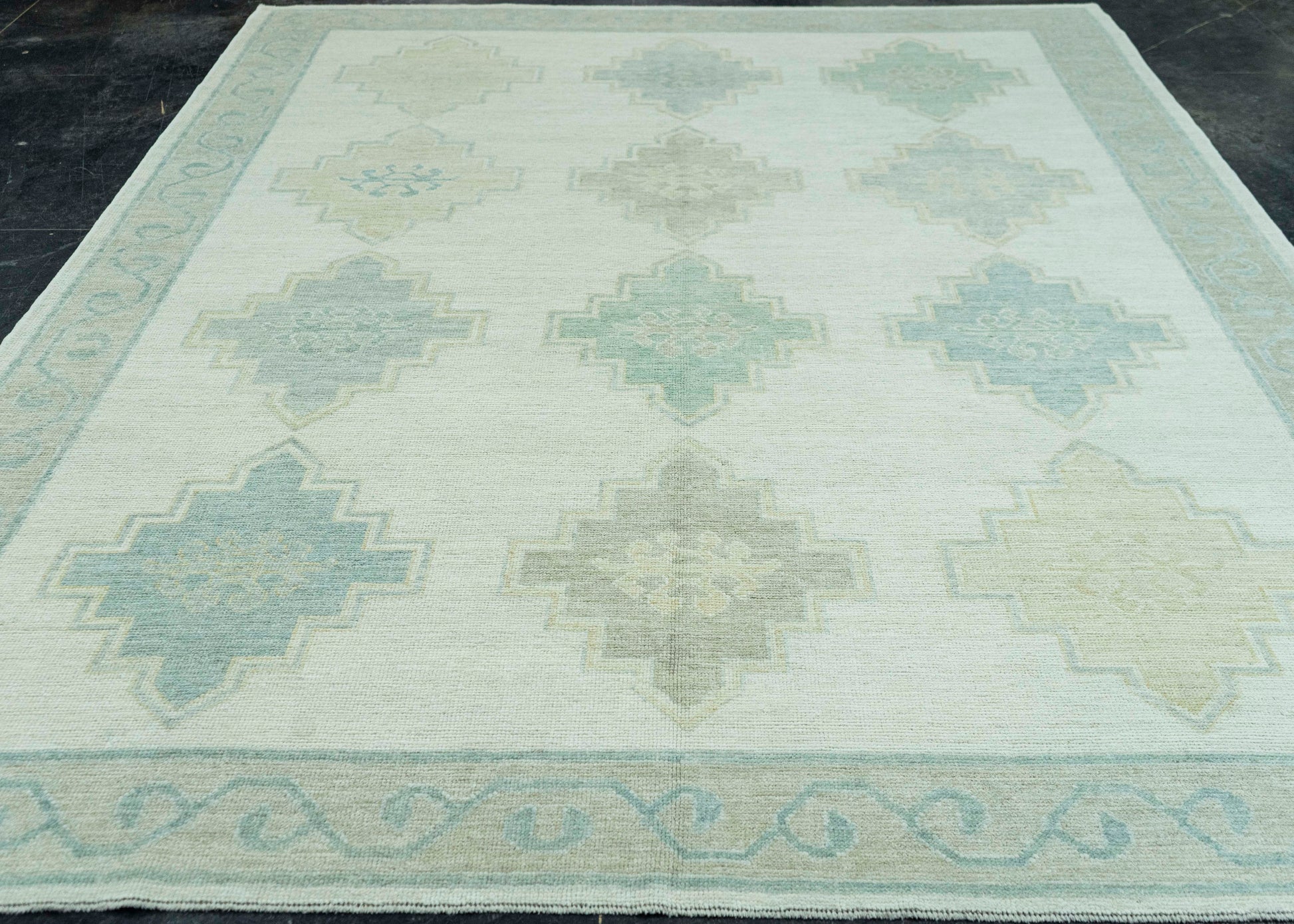 Turkish Oushak Rug 8'3" x 10'3" #19311