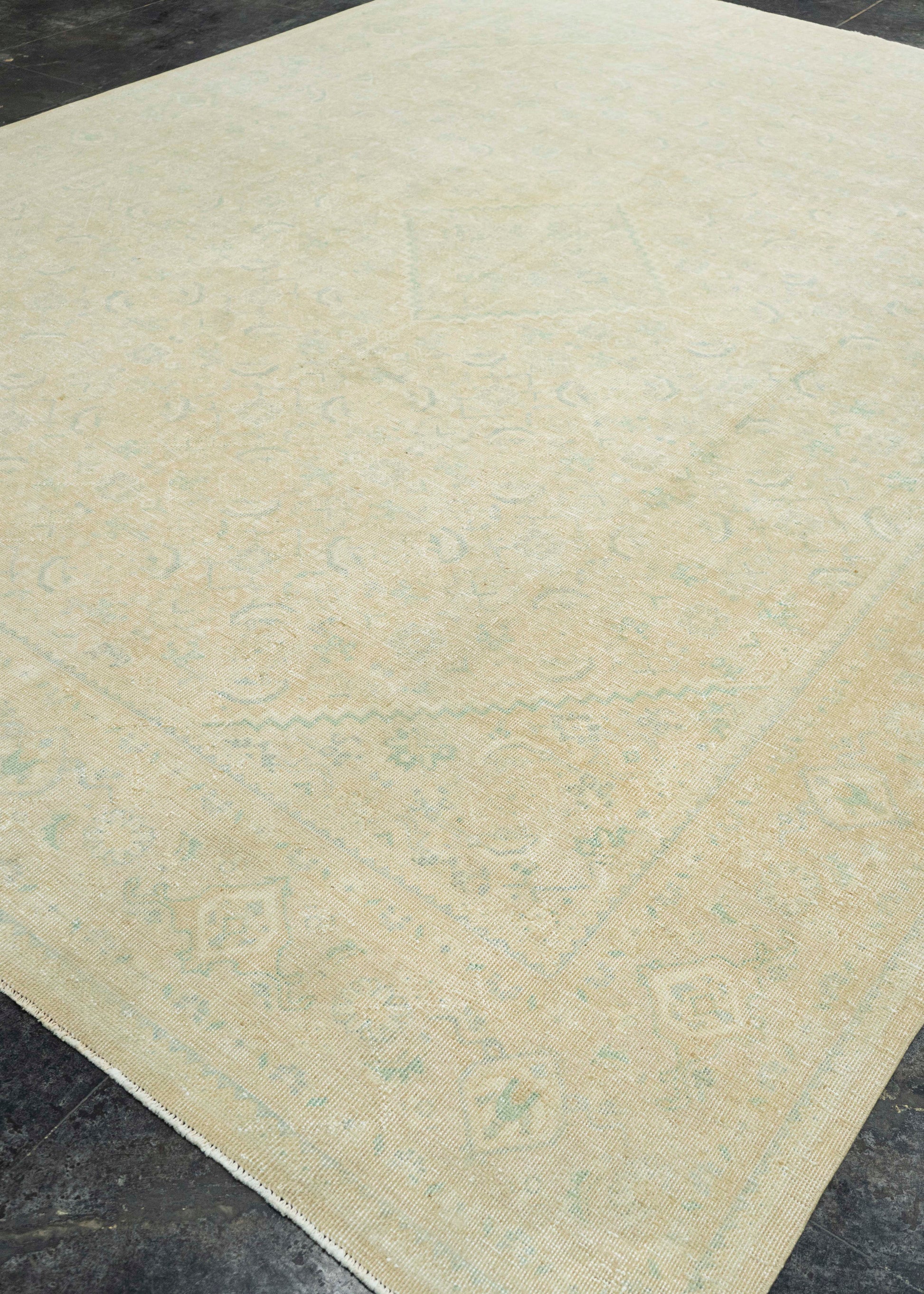 Turkish Vintage Rug  9'10" x 12'11" #22679