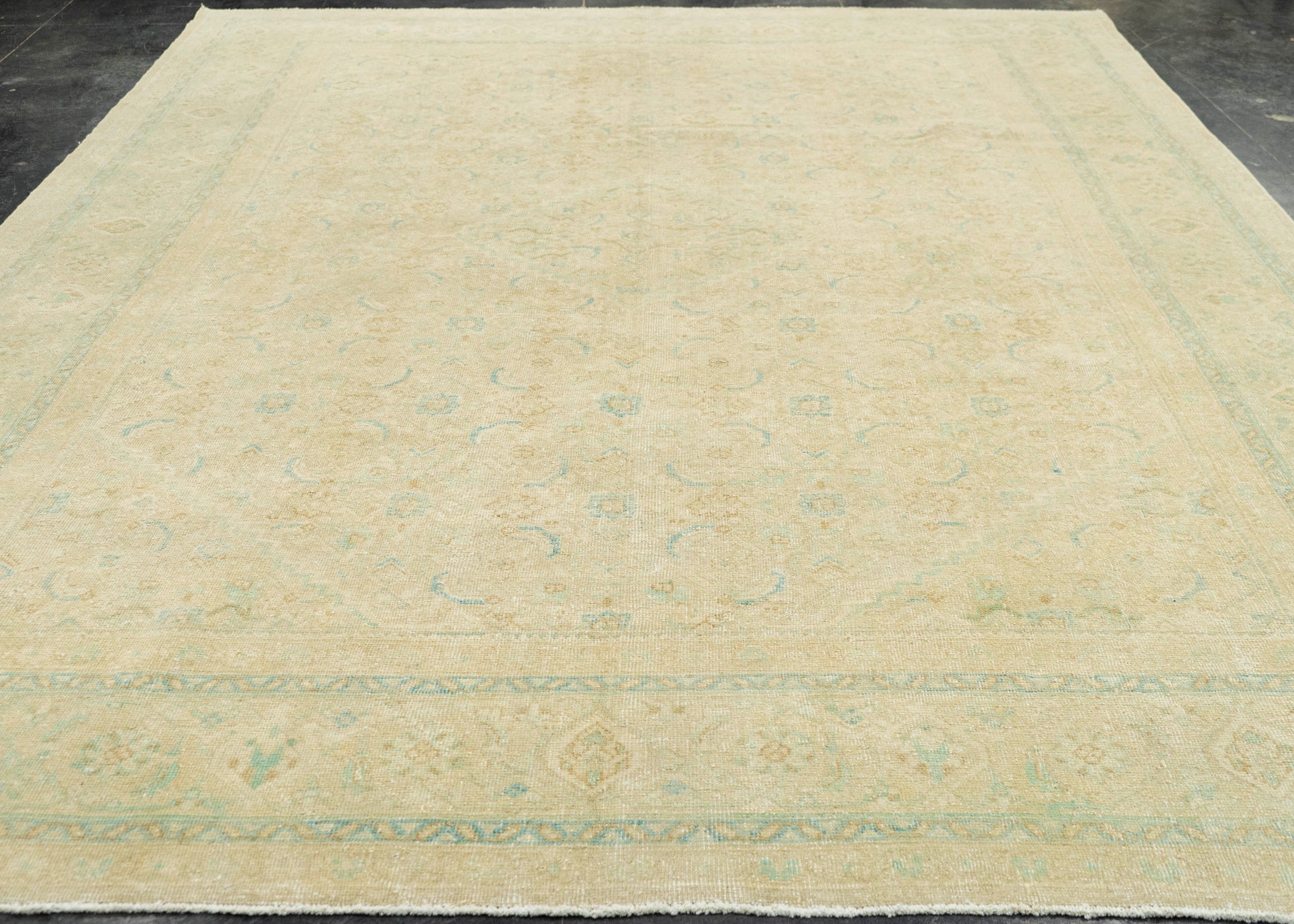 Turkish Vintage Rug  9'11" x 13' #22676