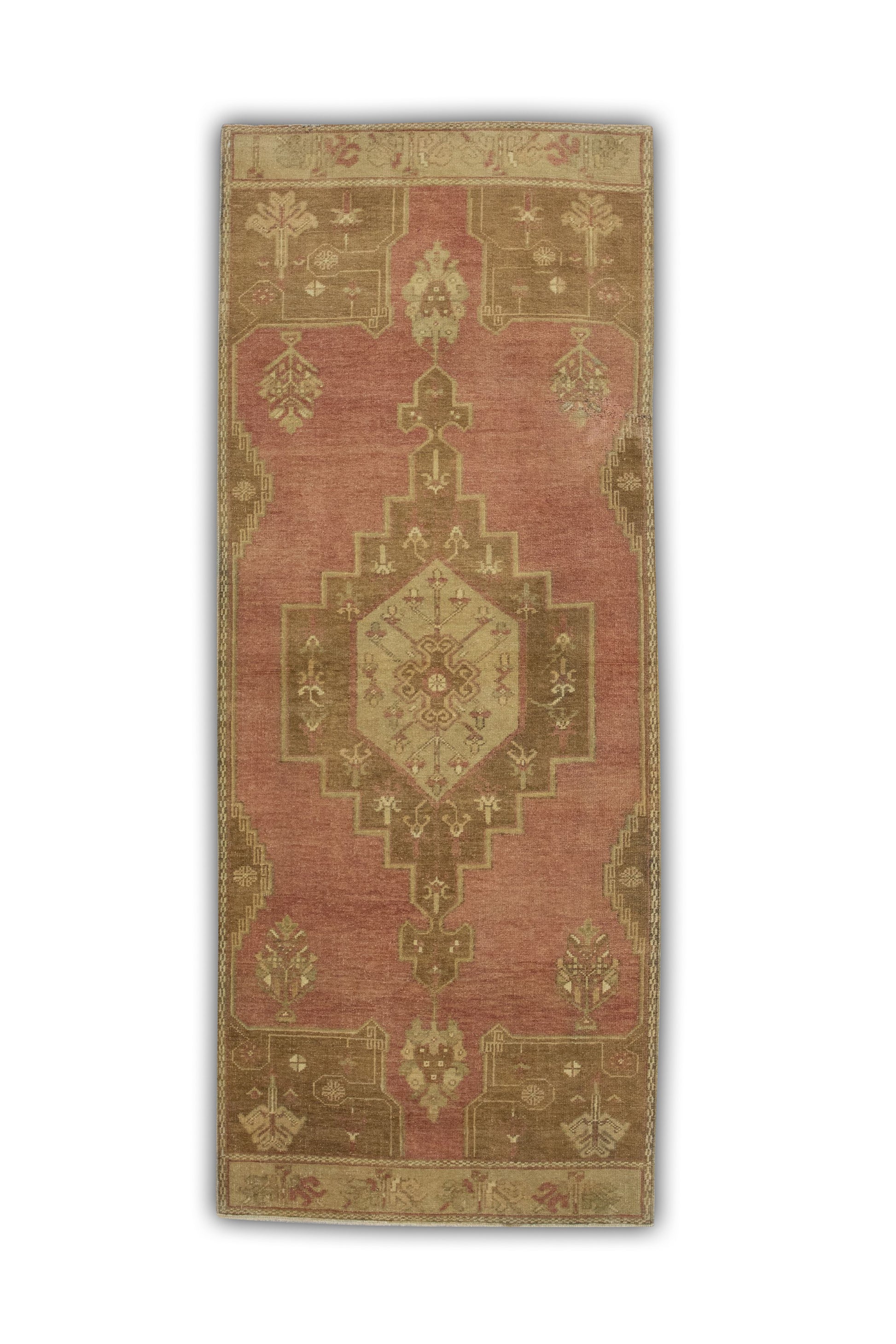 Turkish Vintage Anatolian Rug  2'7" x 6'8" #204