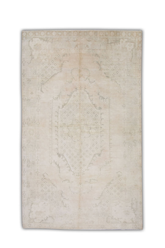 #255 Turkish Vintage Anatolian Rug  5'3" x 9'