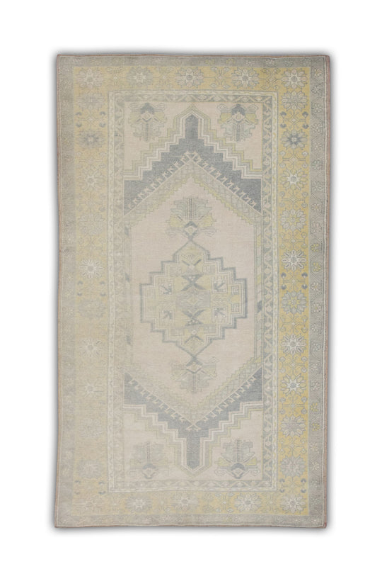 #127 Turkish Vintage Anatolian Rug  4' x 7'3"