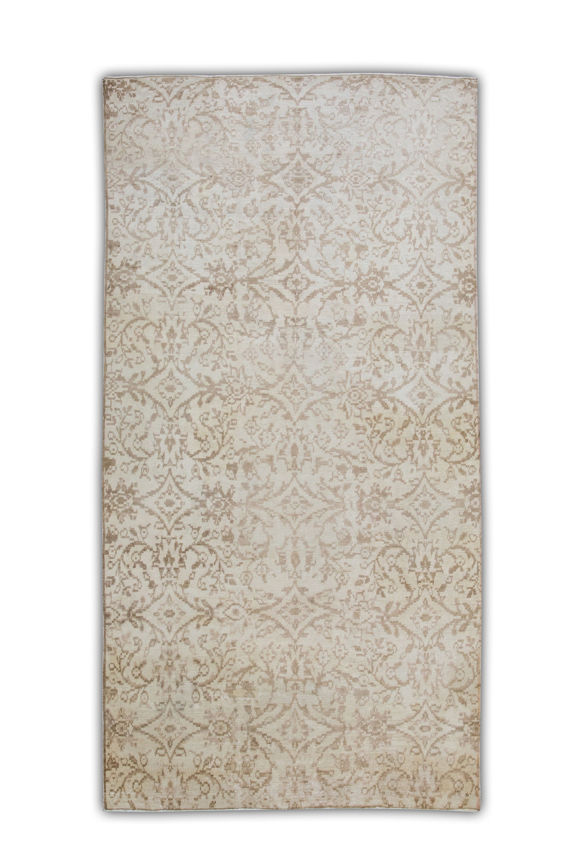 Turkish Vintage Anatolian Rug  4'7" x 8'8" #05