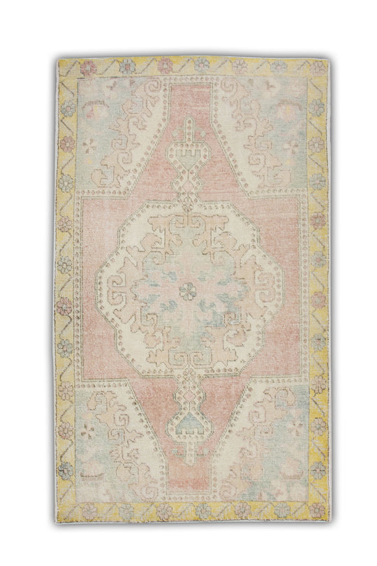 #176 Turkish Vintage Anatolian Rug  4'3" x 7'3"