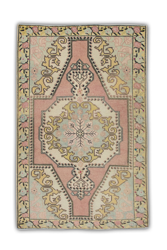 #113 Turkish Vintage Anatolian Rug  4'6" x 6'9"