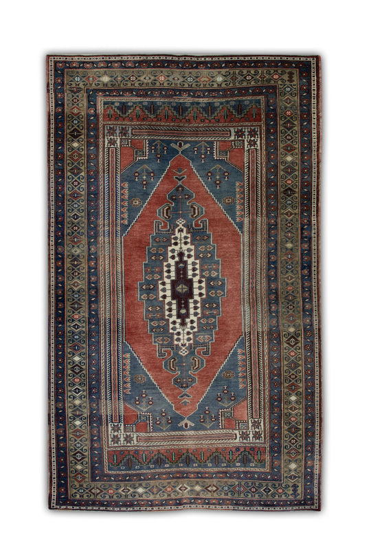 #08 Turkish Vintage Anatolian Rug  4'11" x 8'4"