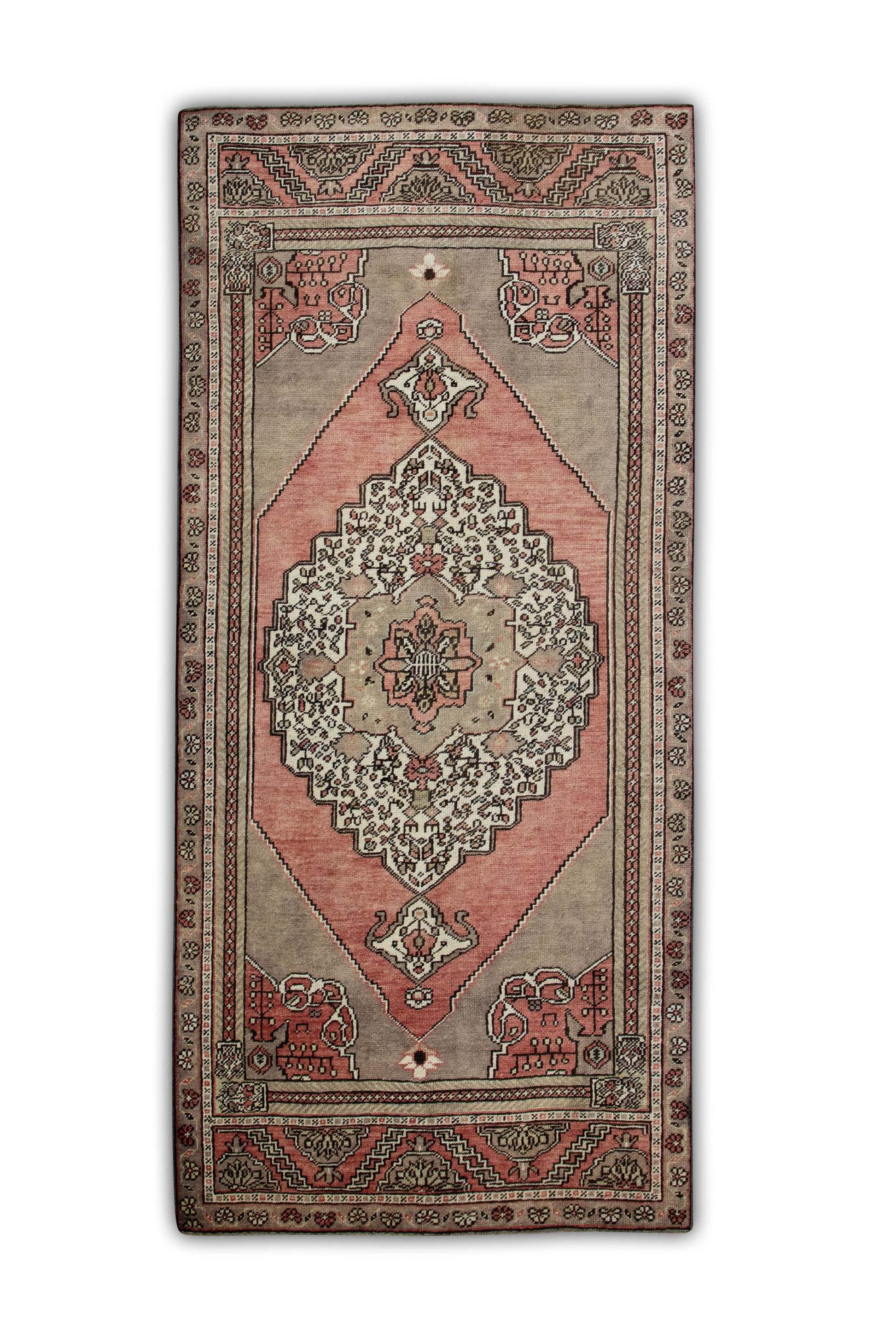 Turkish Vintage Anatolian Rug  3'9" x 7'11" #400