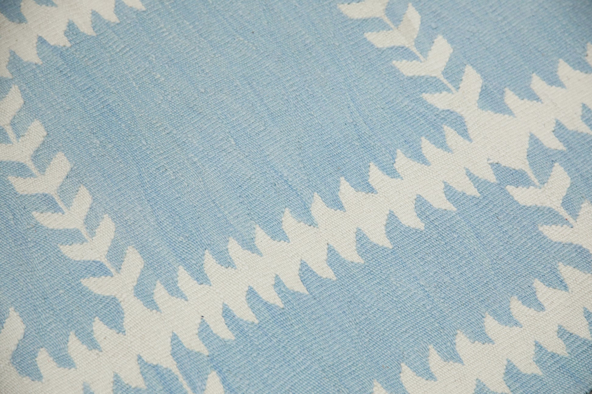 Oriental Flatweave Turkish Kilim 2'9" x 4'7" #4236