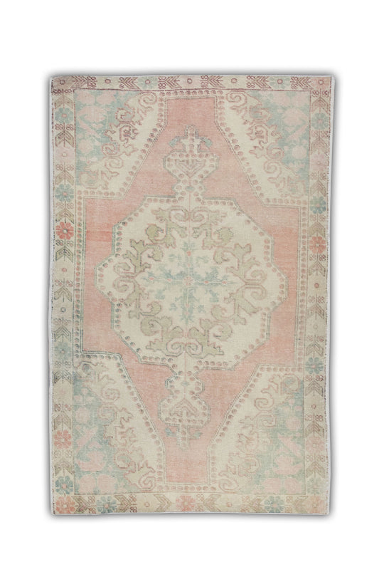 #172 Turkish Vintage Anatolian Rug  4'6" x 6'11"