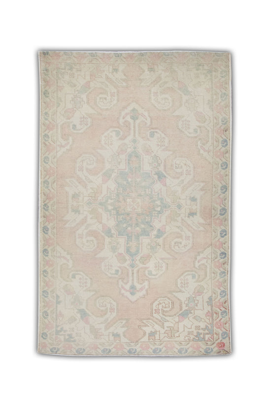 #378 Turkish Vintage Anatolian Rug  4'8" x 7'6"