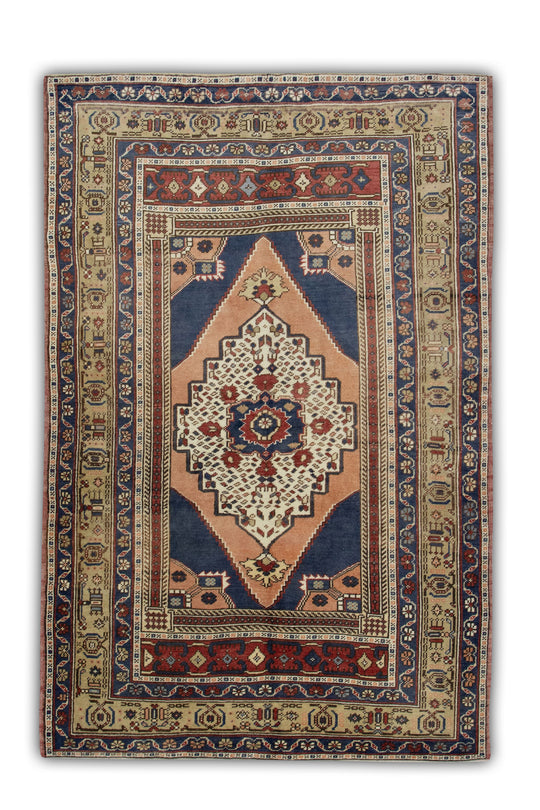 #458 Turkish Vintage Anatolian Rug  4'4" x 6'9"