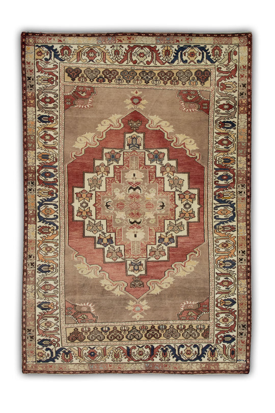 #447 Turkish Vintage Anatolian Rug  4'4" x 6'8"