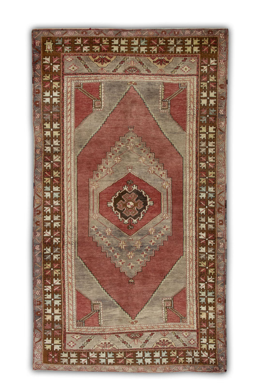 #421 Turkish Vintage Anatolian Rug  4'3" x 7'3"