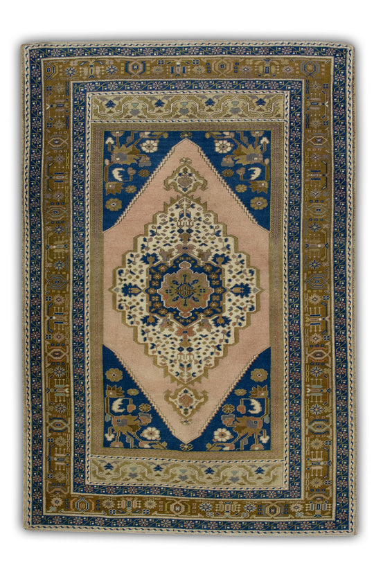 #06 Turkish Vintage Anatolian Rug  4'3" x 6'5"