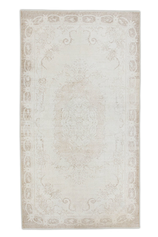 #6061 Turkish Vintage Anatolian Rug  4'5" x 8'3"