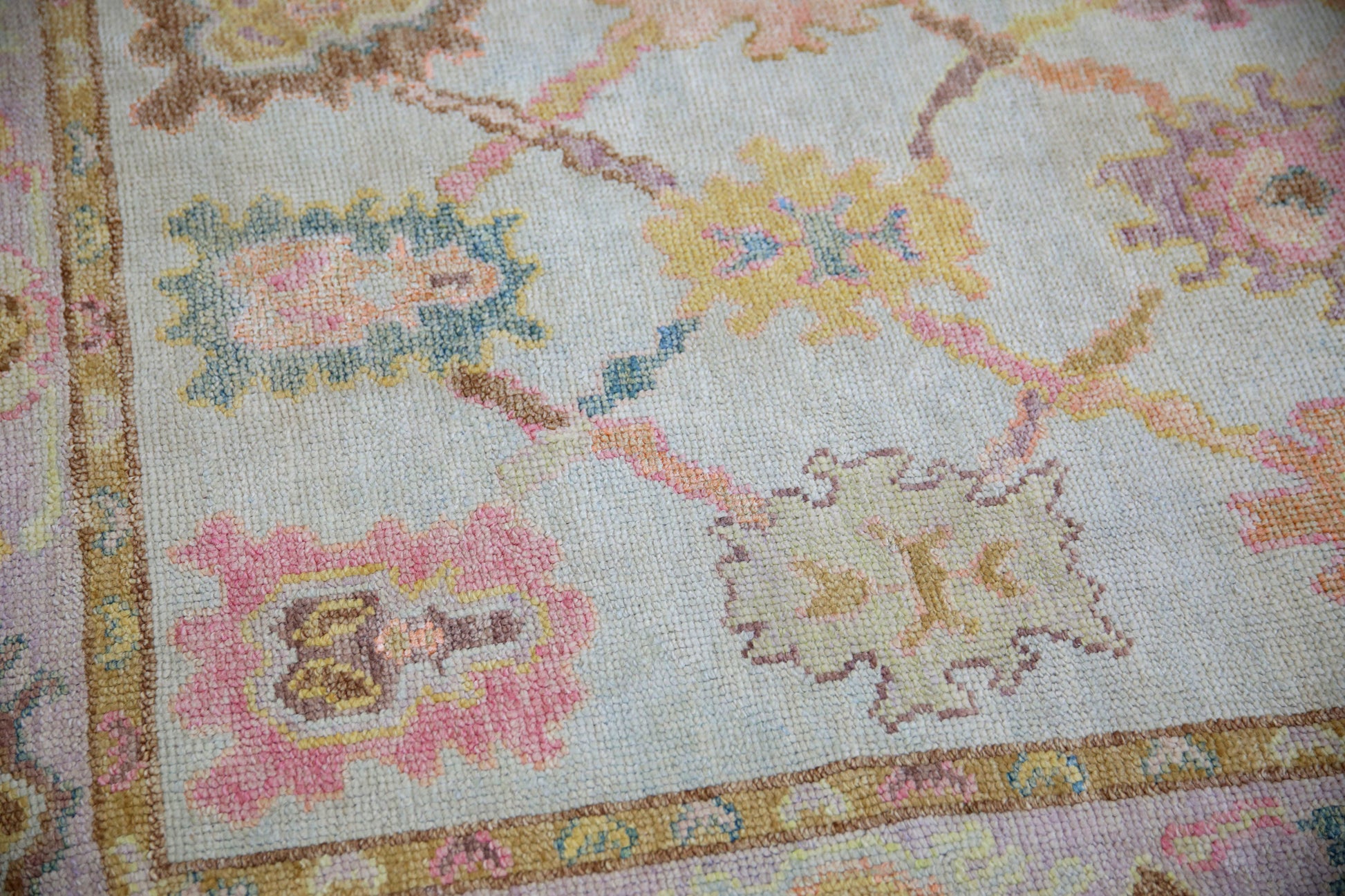 Turkish Oushak Rug 4' x 5'4" #6047