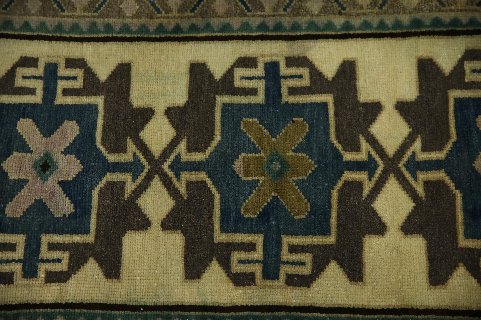 Oriental Hand Knotted Vintage Turkish Mini Rug 1'8" x 3'2" #1368