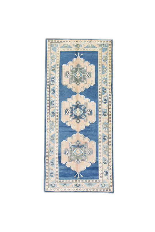 #264 Turkish Vintage Anatolian Rug  5' x 11'