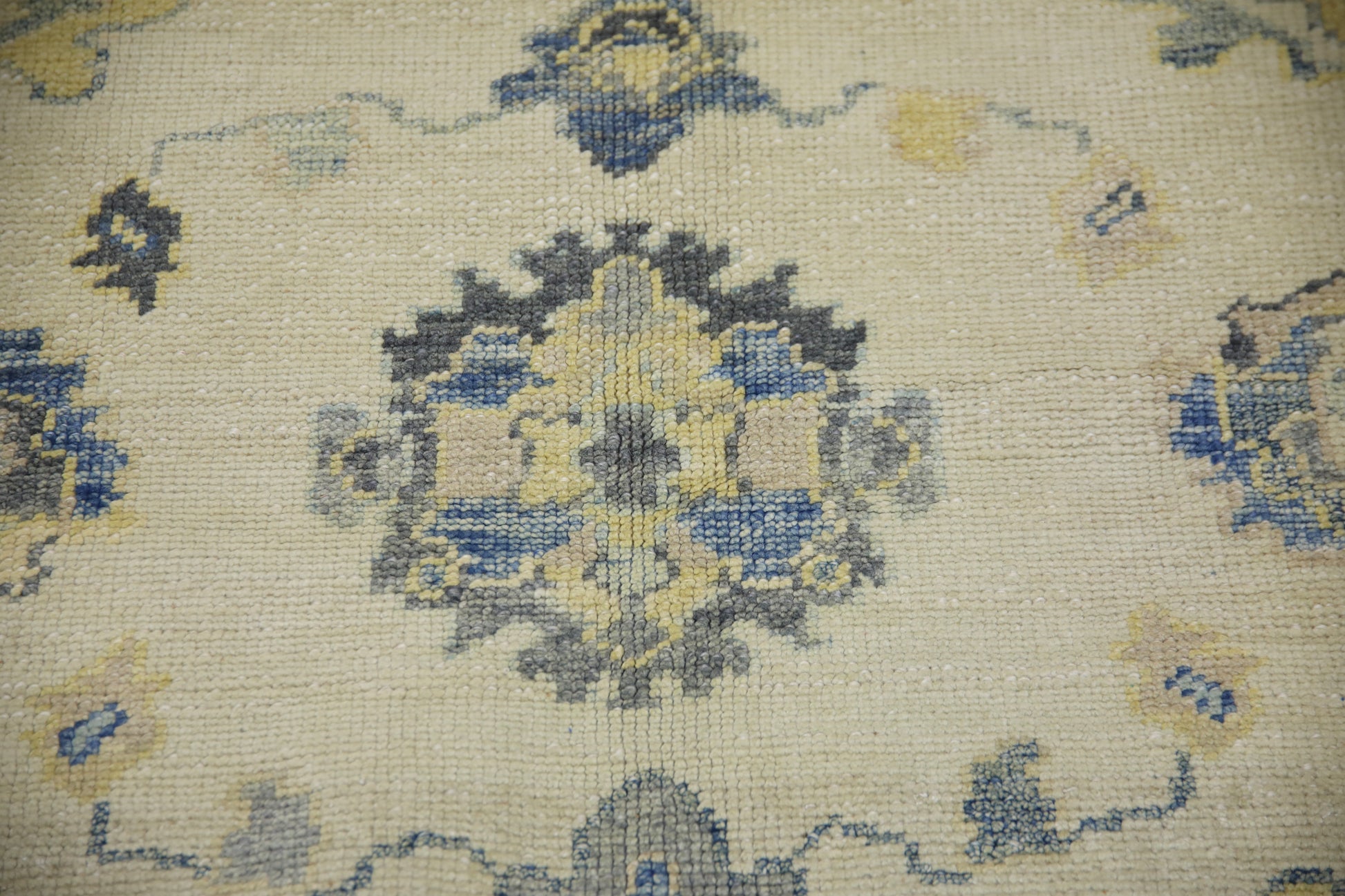 Turkish Oushak Rug 5'11" x 7'9" #1037
