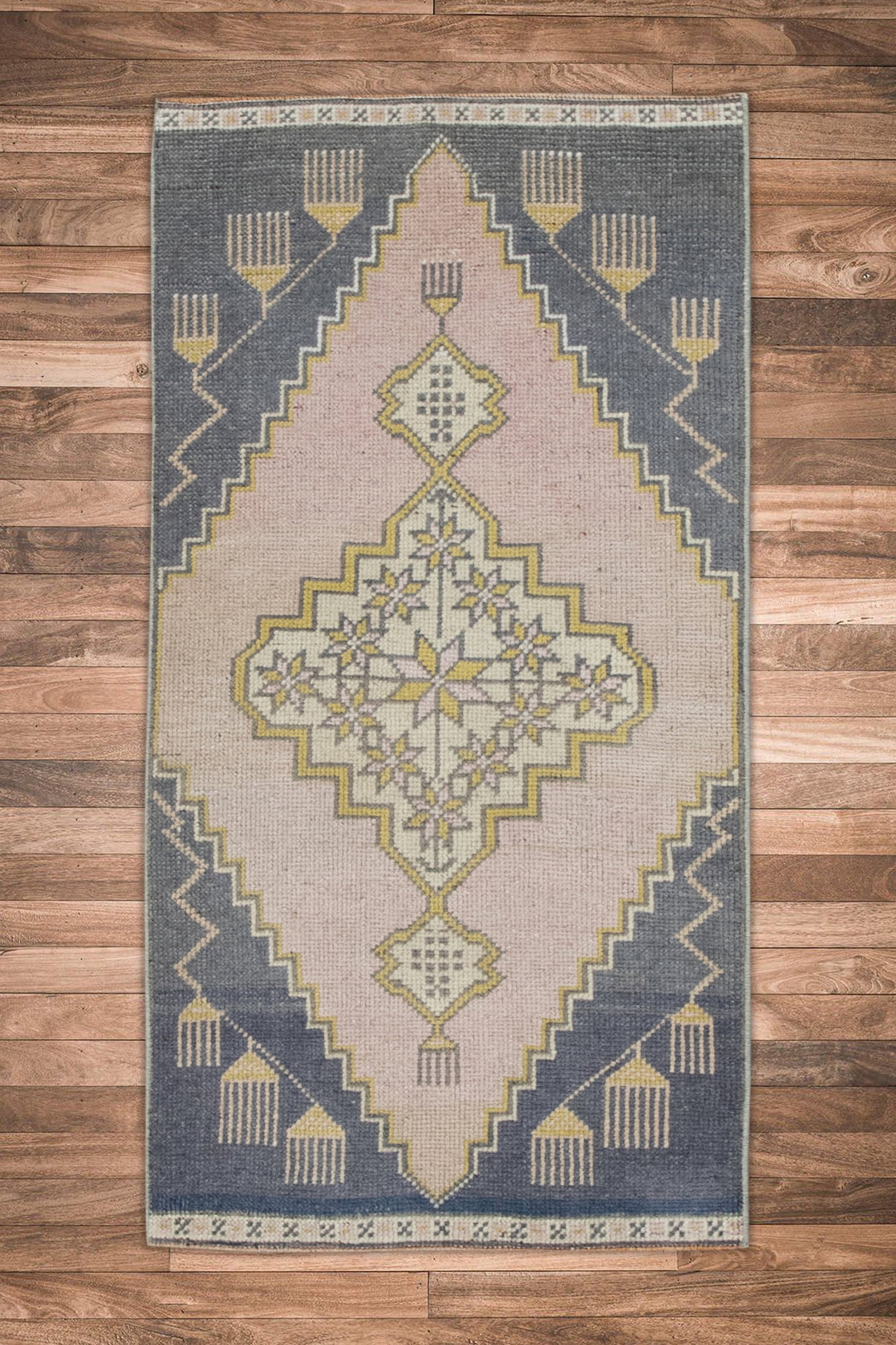 Oriental Hand Knotted Vintage Turkish Mini Rug 1'10" x3'6" #8776