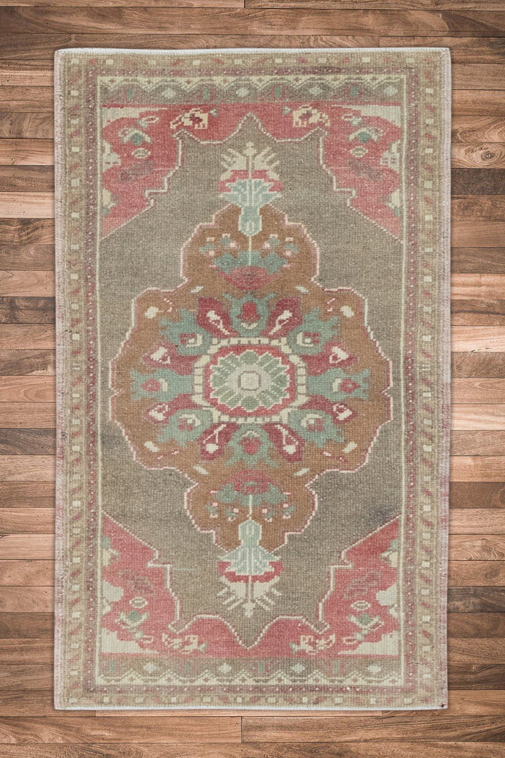 Oriental Hand Knotted Vintage Turkish Mini Rug 1'9" x 3'2" #8739