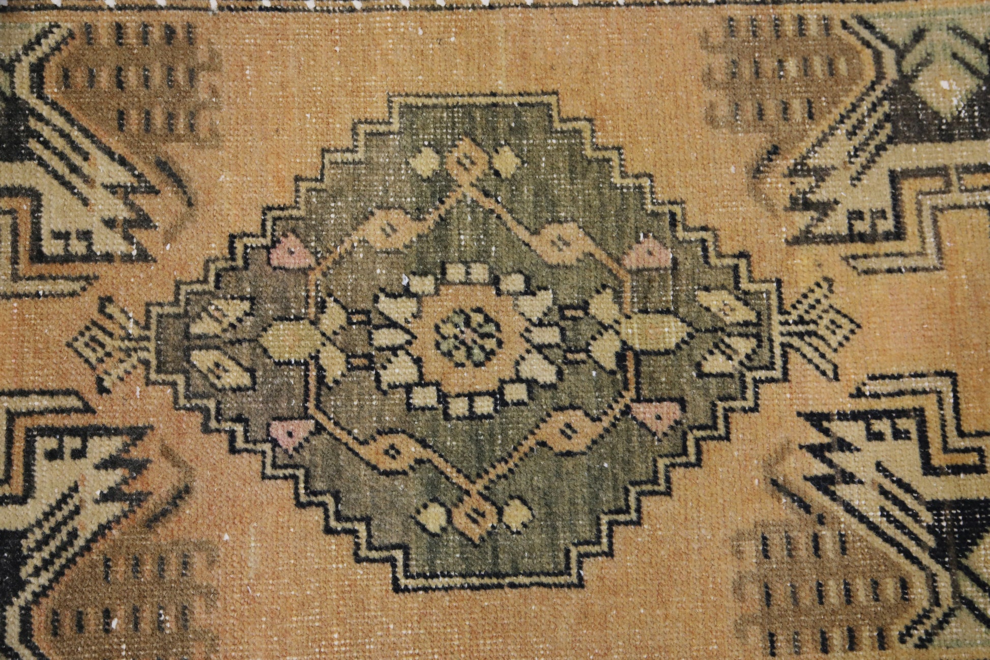 Oriental Hand Knotted Vintage Turkish Mini Rug 1'9" x 3'6" #8584