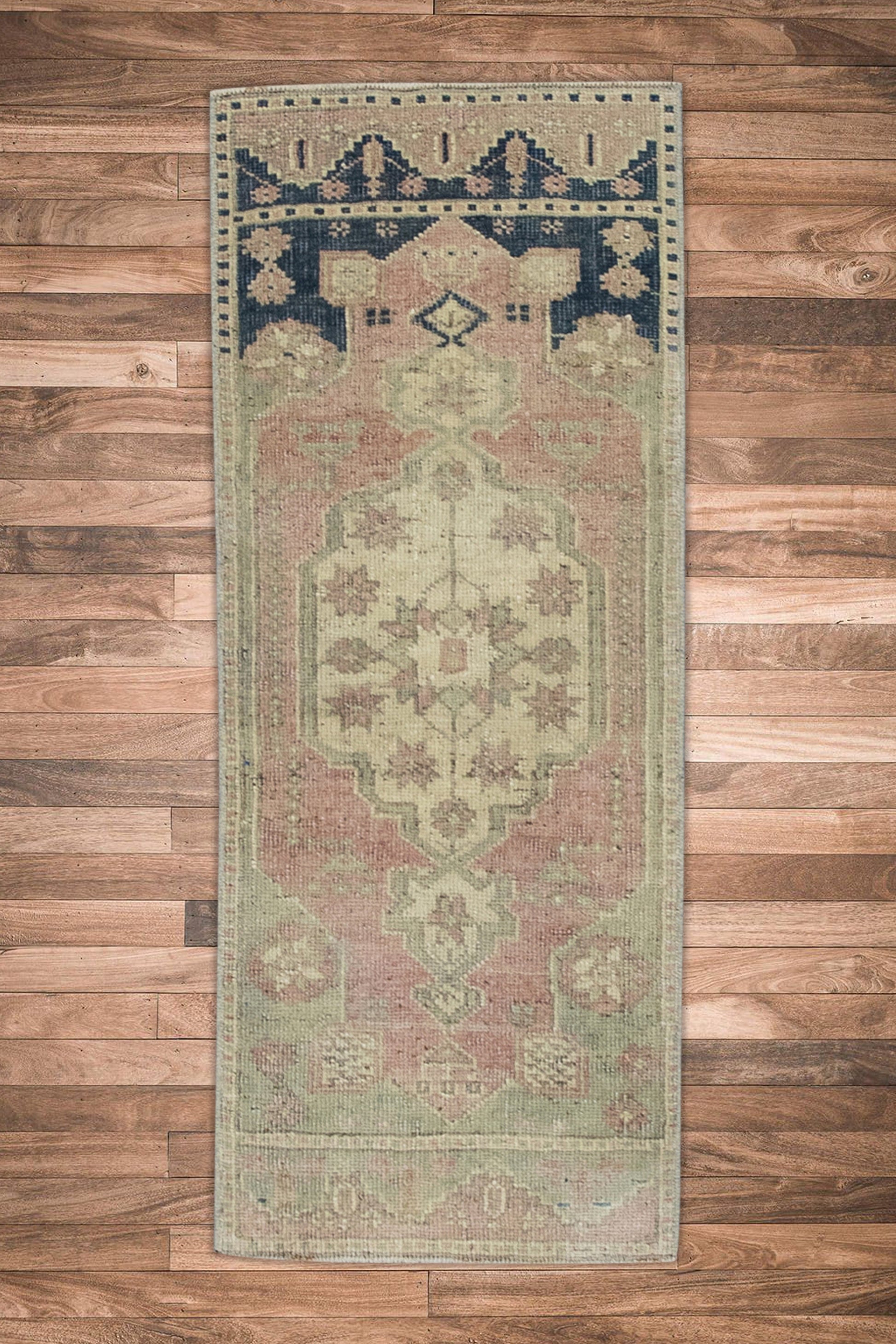 Oriental Hand Knotted Vintage Turkish Mini Rug 1'3" x 3'1" #8997