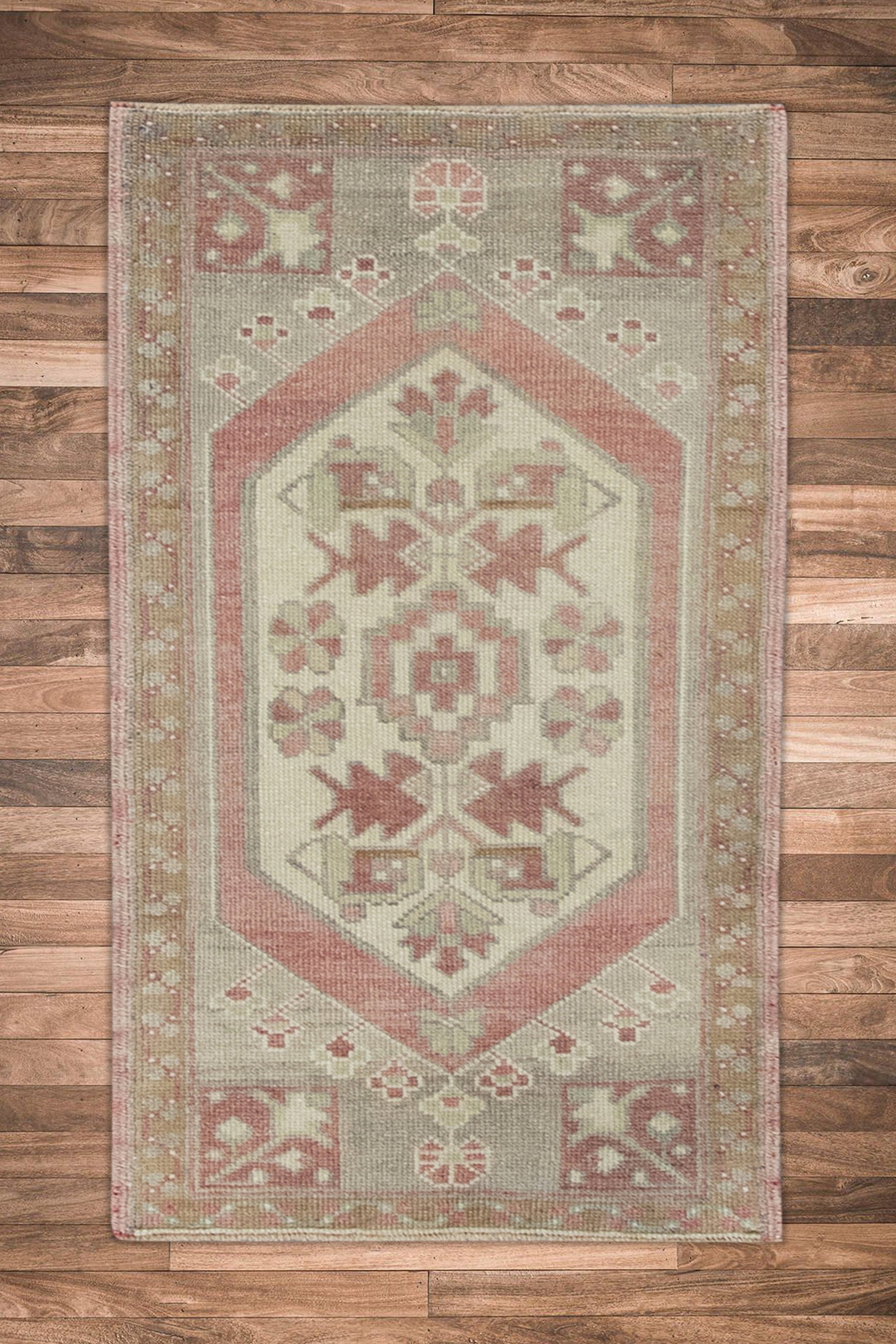 Oriental Hand Knotted Vintage Turkish Mini Rug 1'7" x 3'1" #8588
