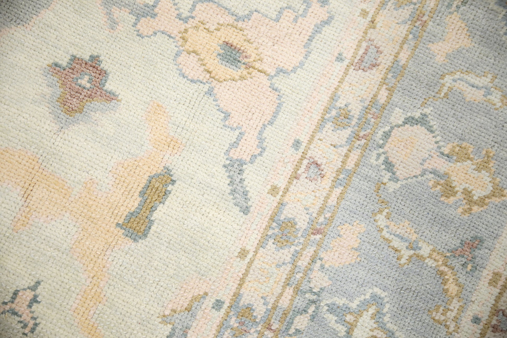 Turkish Oushak Rug 6'10" x 9'8" #1028