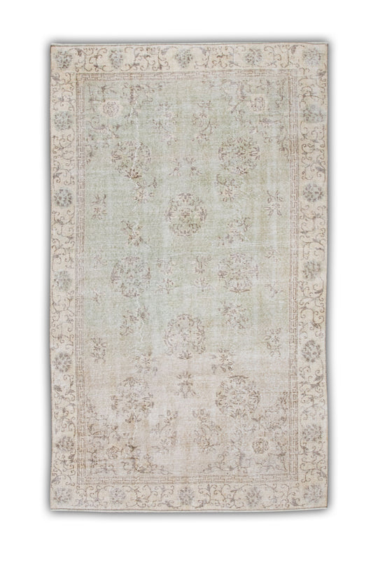 #103 Turkish Vintage Anatolian Rug  5'1" x 8'6"