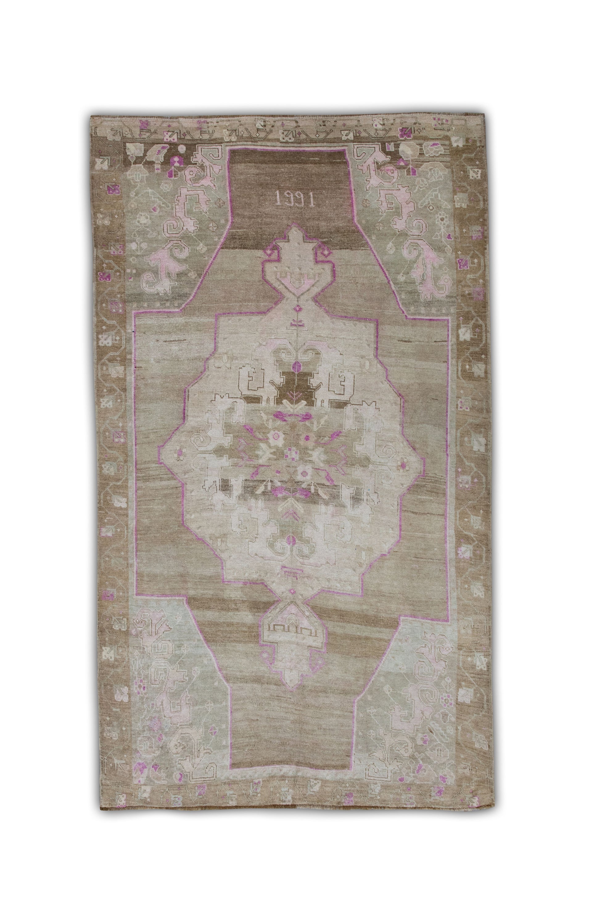 Turkish Vintage Anatolian Rug  6'9" x 11' #2123