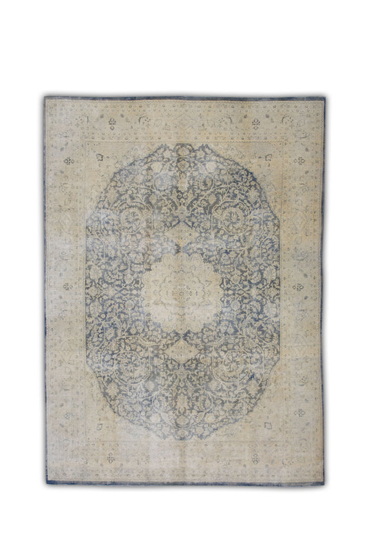 #17 Turkish Vintage Anatolian Rug  7'10" x 11'6"