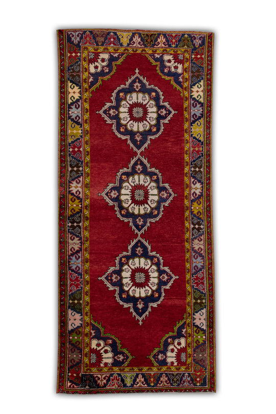 #260 Turkish Vintage Anatolian Rug  4'9" x 10'8"