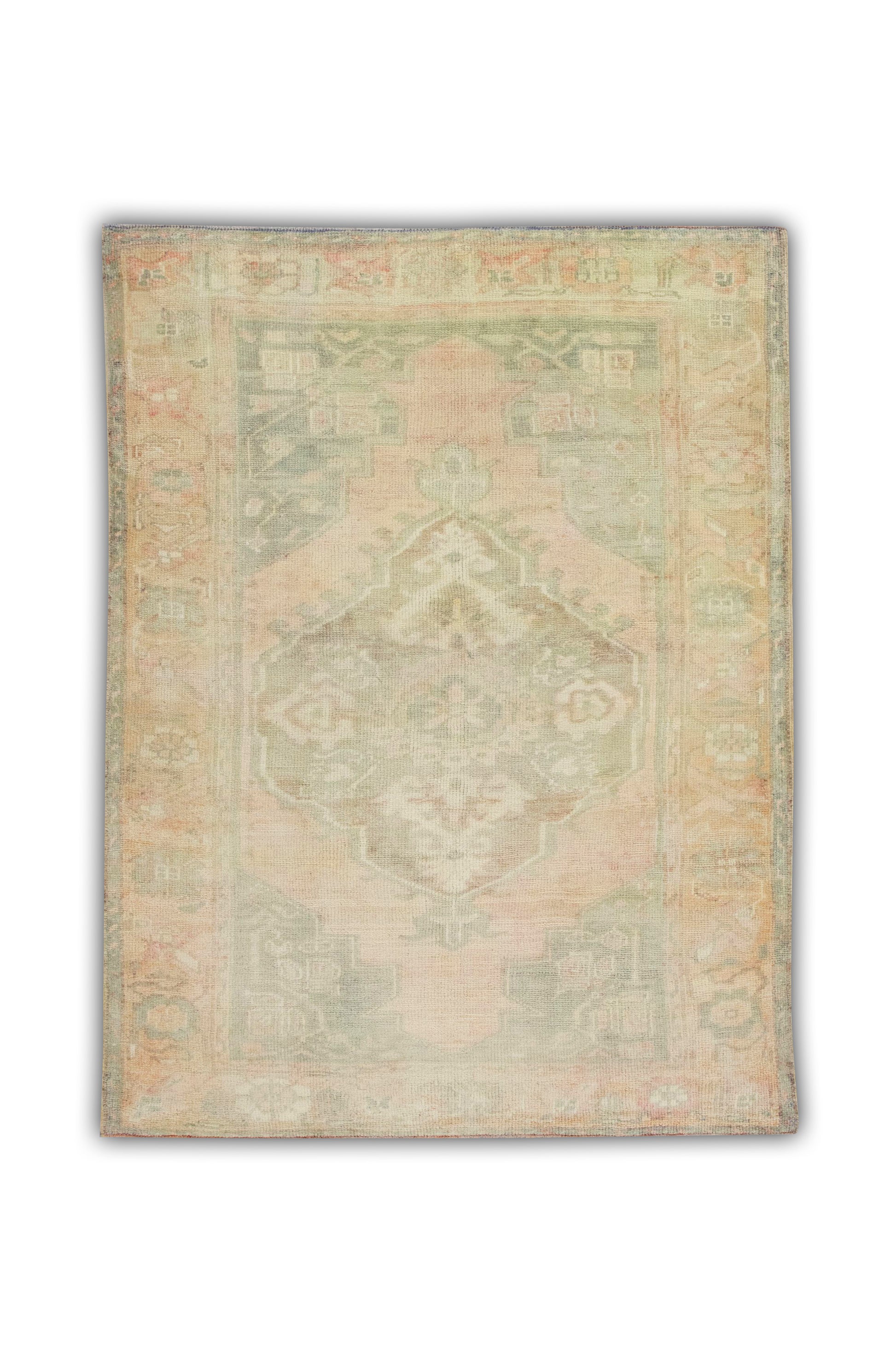Turkish Vintage Anatolian Rug  4'1" x 5'6" #137