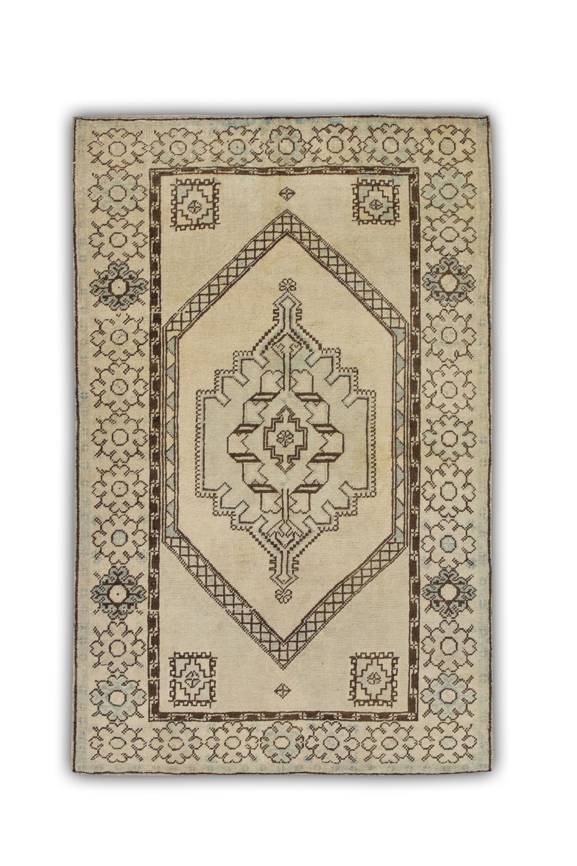 Turkish Vintage Anatolian Rug  3'8" x 5'8" #445